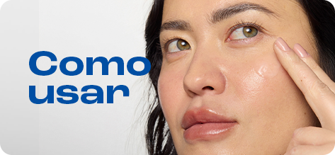 Como usar - Mulher aplicando skincare